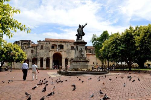 santo domingo pasa dia